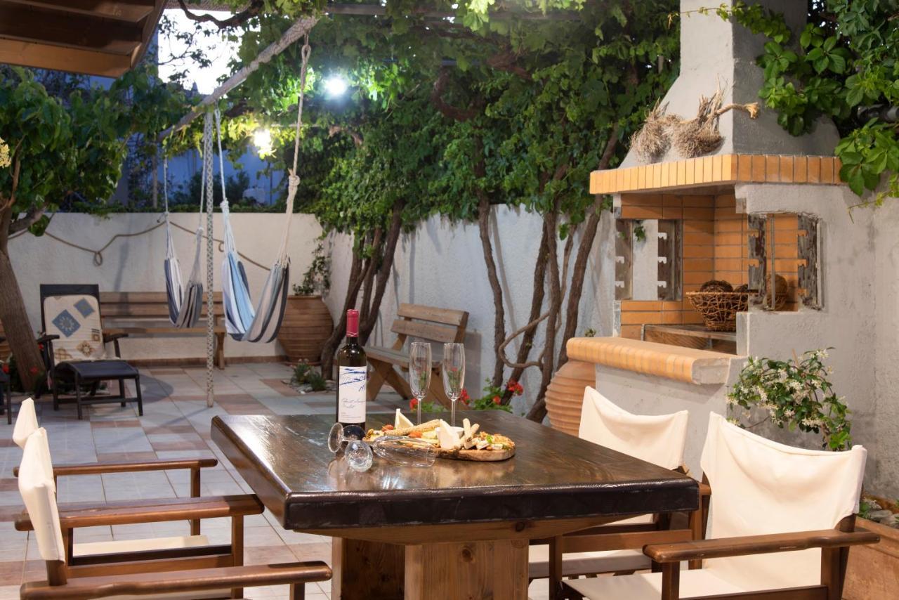 Paradisos Luxury Villas Next To Beach Koutsourás Extérieur photo