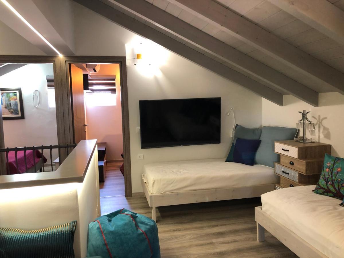Paradisos Luxury Villas Next To Beach Koutsourás Extérieur photo