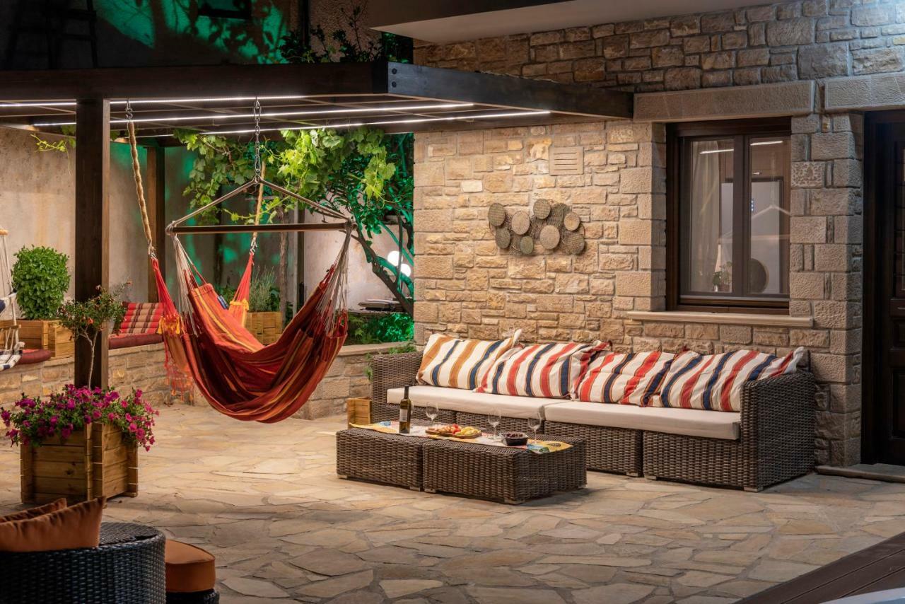Paradisos Luxury Villas Next To Beach Koutsourás Extérieur photo
