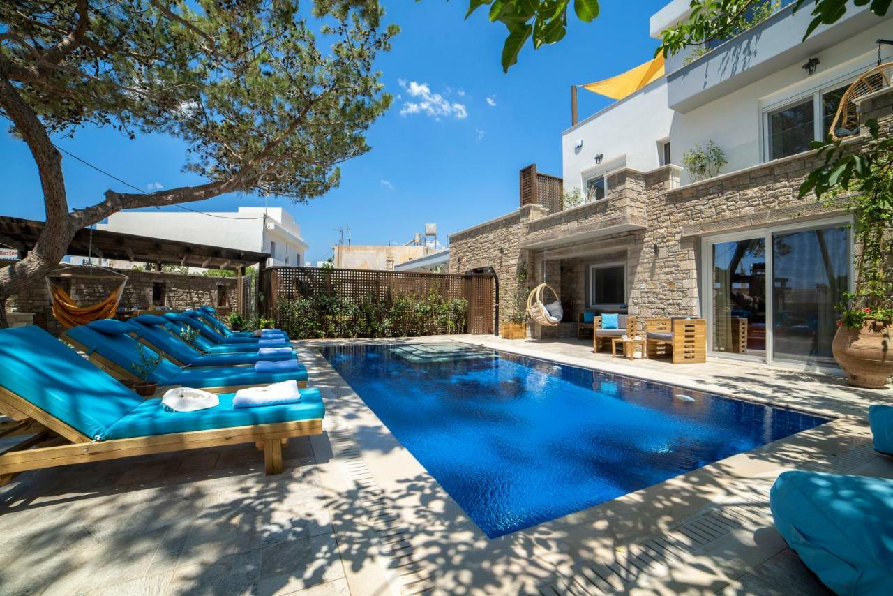 Paradisos Luxury Villas Next To Beach Koutsourás Extérieur photo